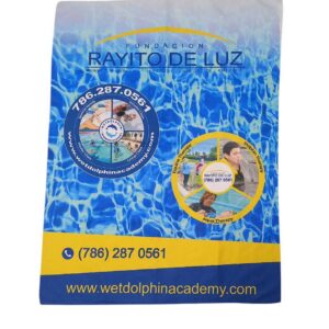 Swimmers' towels made of ultra-absorbent microfiber fabric